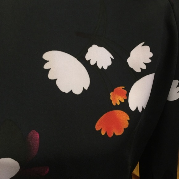 Lovely dark green floral swing style dress - Picture 4 of 6